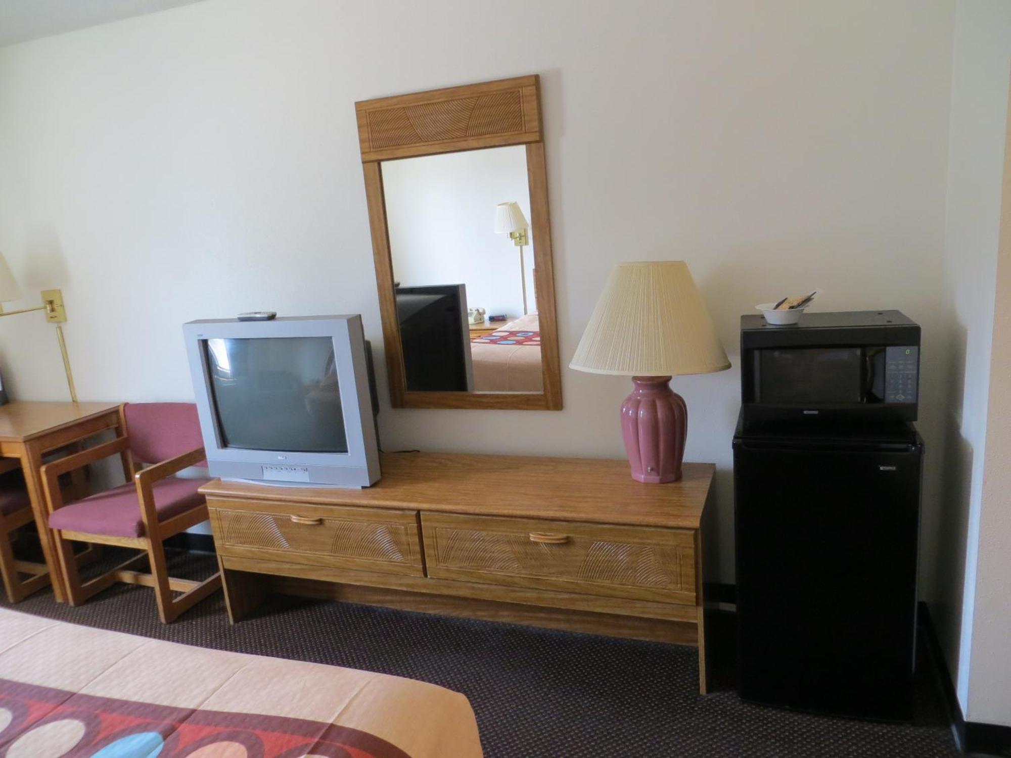 Hotel Super 8 By Wyndham Du Quoin Habitación foto